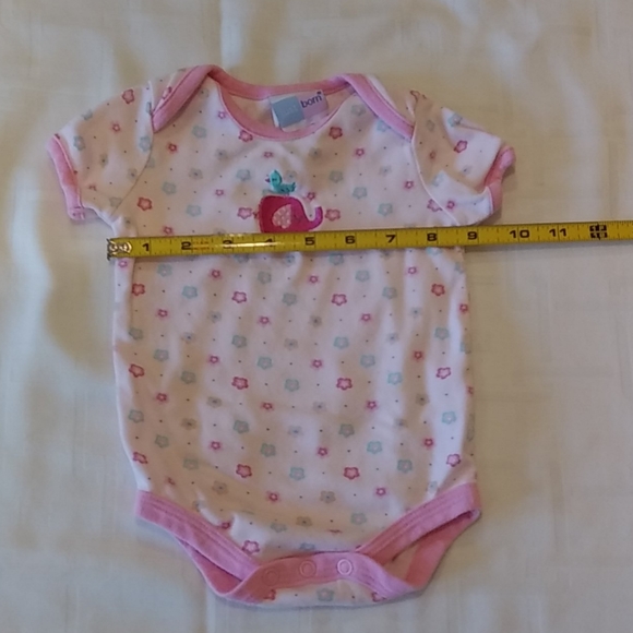 ✨4/$20 Just Born White Onesie With Pink Elephant - Picture 3 of 7